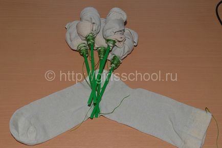 Buchet de șosete cu mâinile tale, cum să faci trandafiri din șosete, școală pentru femei