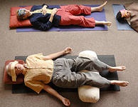 Centrul yoga universal om-sattva - ceea ce este yoga-nidra