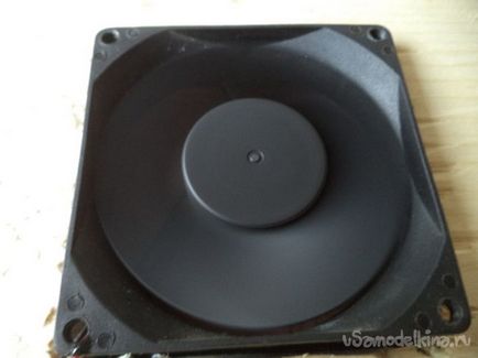 Fa Laptop Cooling Pad kezük