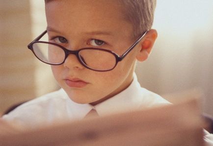 Gyermek szemüveg látás, hogyan kell kiválasztani típusú keretek és lencsék