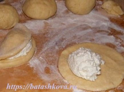 Háziállatok sochniki (lédús) túrós - lépésről lépésre recept fotók