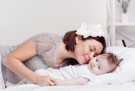 Ekomama - miért a gyermek felébred éjjel sikoltozva