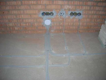 Електропроводка в підлозі монтаж і прокладка