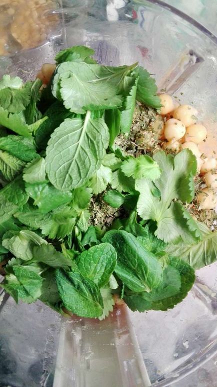 Falafel és hummus - az egyszerű házi recept fényképpel (hummus) Falafel és hummus - az egyszerű házi recept egy fotó