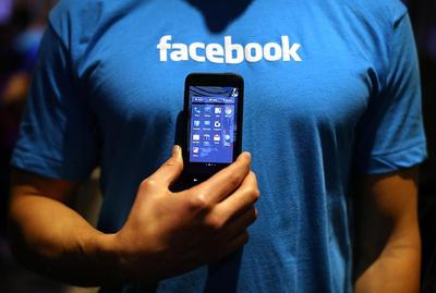 Forbes sfătuiește să devină popular pe Facebook