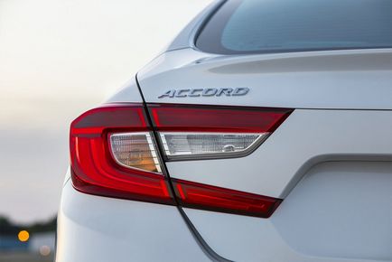 Honda acord 2018-2019 fotografie video, prețul de Honda Accord pachet 10 generație, comentarii proprietar