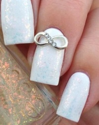 Idei, o manichiura de nunta pe unghii scurte - frumos, delicat, frumos