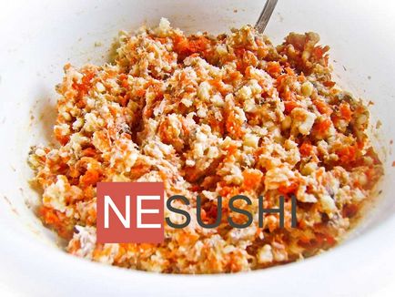 Herring őz és a sárgarépa (hering őz egy olvasztott sajttal) Kaviár hering és sárgarépa