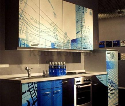Інтер'єр синьою кухні