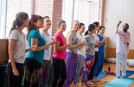 Jóga túrák Női 🕉 @yoga_tour_sattva Instagram profil picbear (Resort Veranda Beach) Jóga túrák Női 🕉 @yoga_tour_sattva Instagram profil picbear