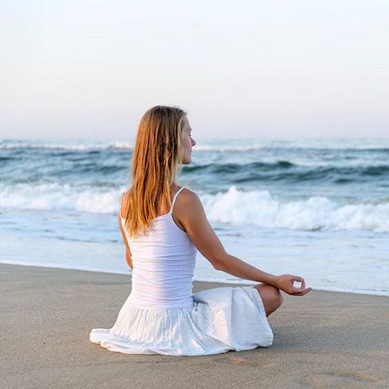 Jóga túrák Női 🕉 @yoga_tour_sattva Instagram profil picbear (Beach Resort Veranda Beach) Jóga túrák Női 🕉 @yoga_tour_sattva Instagram profil picbear