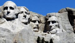 Care este numele muntelui cu imaginea președinților americani?