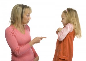 Как да се отбие детето да се държи грубо с родителите и възрастните - hoppediz