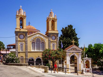 Cum să vizitați biserica Sf. Panteleimon din Rhodos