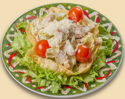 Cum să gătești o salată de Caesar simplu acasă