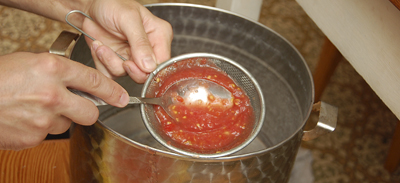 Cum să gătești sos de roșii acasă