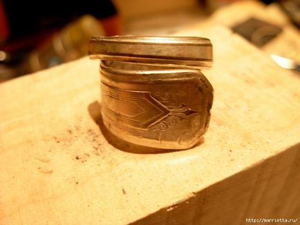 Cum se face un inel dintr-o lingură de argint