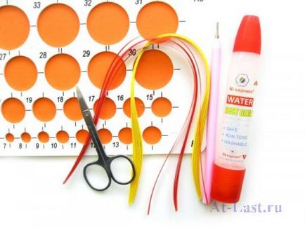 Hogyan készítsünk egy szitakötő szakaszában papír Quilling a szakterületen (technológia) Hogyan készítsünk egy szitakötő szakaszában papír Quilling technika