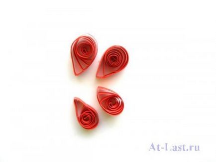 Hogyan készítsünk egy szitakötő szakaszaiban művészeti papír Quilling (szitakötő) Hogyan készítsünk egy szitakötő szakaszában papír Quilling technika