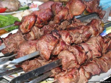Cum se face kebab shish din carne de capră - puteți găsi rețete de gătit de feluri de mâncare acasă cu fotografii și clipuri video