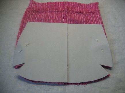 Cum să coaseți o pungă de pantaloni de catifea