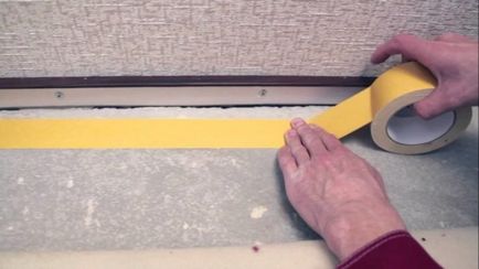 Cum se pune covorul pe podea din lemn folosind un substrat, materiale pentru styling
