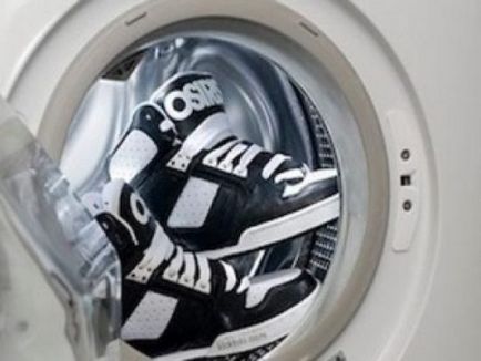 Cum să spălați adidații într-o mașină de spălat