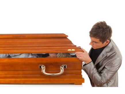Ce face sicriul deschis cu visul decedat cu privire la semnificația visurilor despre decedat