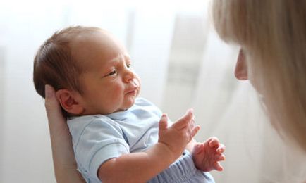 Colic în nou-născuți - cum să ajuți copiii, ce să facă pentru mamele de sfătuire a părinților