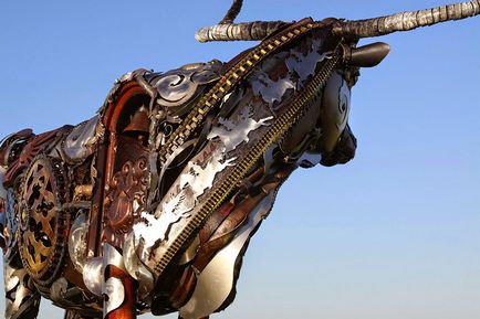 Cai din metal - sculpturi ale celebrului maestru John Lopez