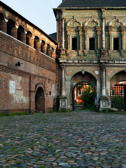 Крутицький патріарше подвір'я опис, історія, фото, точна адреса