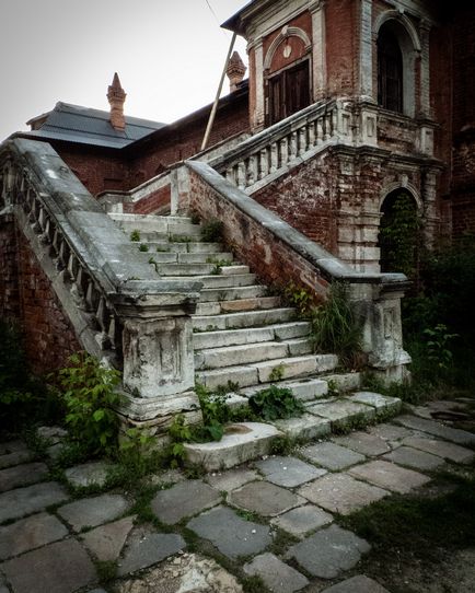 Descrierea Krutitskoe farmec patriarhal, istorie, fotografie, adresa exactă