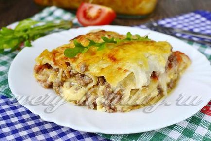 Lasagna din pâine pita cu carne tocată, rețetă cu fotografie acasă