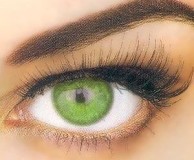 Smink zöld szeme világos és sötét haját otthon (fotók és videó)