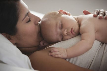 Kevés a tej, szoptatós anyák, mit kell tennie, hogy növelje és javítsa szoptatás