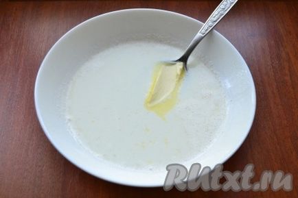 Laptele de lapte cu lapte în cuptorul cu microunde - rețetă cu fotografie
