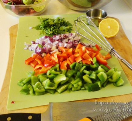 Salată mexicană cu fasole și porumb