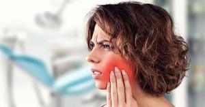 Poate durerea urechii de pe dinte la o parte după îndepărtarea sau tratamentul?