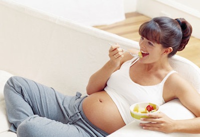 Este posibil să aveți usturoi în timpul sarcinii timpurii?