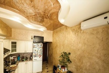 Окачен таван в къща в района на Ленинград, таваните на цените в дървени къщи