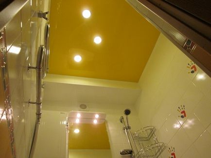Stretch tavan în baie plus și minus, caracteristici de instalare, sfaturi și feedback