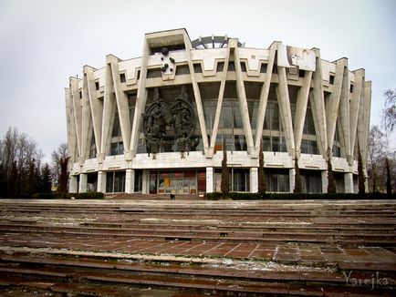 Locuri neobișnuite abandonate din întreaga lume