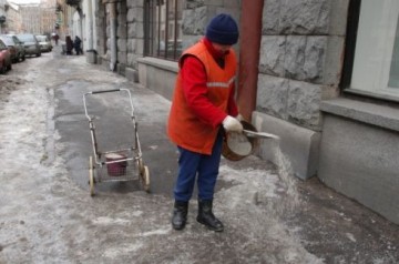 Sunt necesare noi reguli de îmbunătățire pentru a face Petersburgul de trei ori ... mai murdar