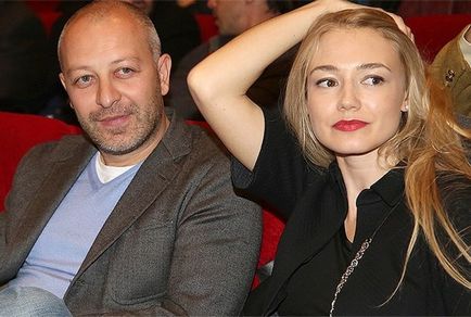 Akinshin Oksana szült a harmadik alkalommal (2017), aki született, mint egy hívás (nevesített) Akinshin Oksana szült a harmadik alkalommal (2017), aki született, mint egy megnevezett