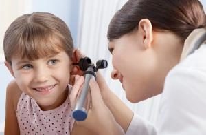 Simptomele otitei și tratamentul la copii, picături în urechi, decât tratamentul