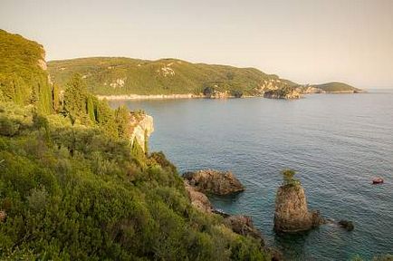 Paleokastritsa pe Corfu