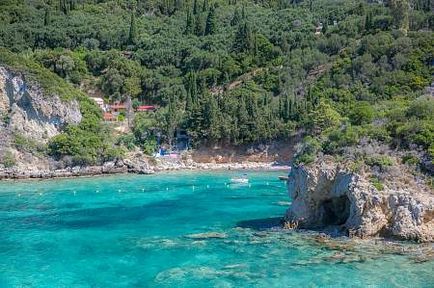 Paleokastritsa pe Corfu