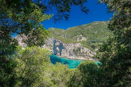 Paleokastritsa pe Corfu