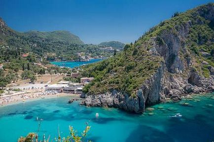 Paleokastritsa pe Corfu