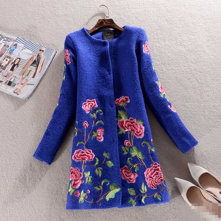 Coat cu broderie